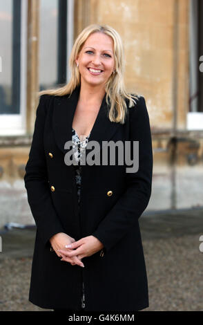 Christina Schmid a Heroes a Highclere Charity Auction per le forze armate a Highclere Castle vicino Newbury, la location del dramma del periodo televisivo Downton Abbey, in aiuto delle forze armate beneficenza Aiuto per Eroi. Foto Stock