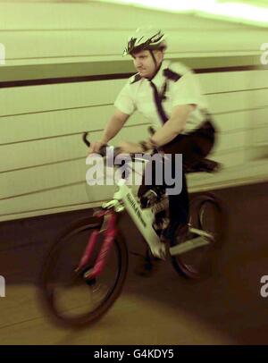 POLICE Bike/Coventry Foto Stock