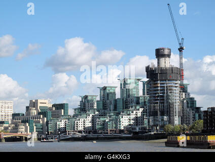 La Torre in One St George Wharf, che si trova sulla riva sud del Tamigi, vicino a Vauxhall. Foto Stock