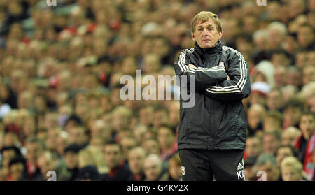 Il manager di Liverpool Kenny Dalglish durante la partita della Barclays Premier League ad Anfield, Liverpool. Foto Stock