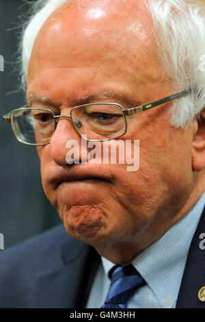 Il senatore Bernie Sanders - Modesto, CA Conferenza Stampa Foto Stock