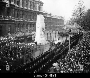 Royalty - ricordo domenica - il cenotafio, Whitehall, Londra Foto Stock