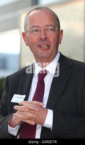 L' Aeroporto di Gatwick North Terminal apertura di estensione Foto Stock