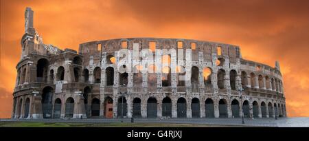 Colosseo, Roma, Lazio, l'Italia, Europa Foto Stock