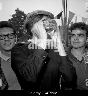 Teatro - Yvonne Arnaud Theatre inaugurazione - Guildford, Surrey Foto Stock