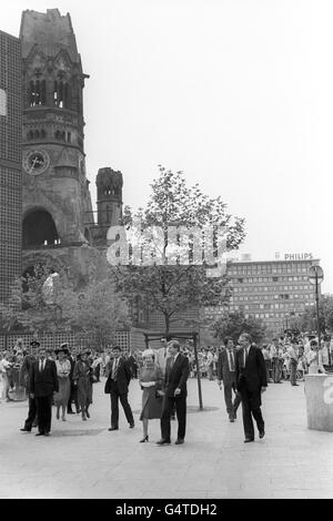 Royalty - Queen Elizabeth II Visita di Stato a Berlino Ovest Foto Stock