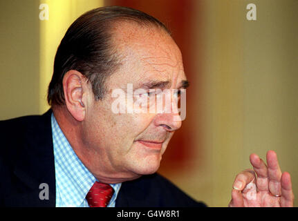 Il presidente francese Jacque Chirac al Ministero degli Esteri, durante il vertice britannico-francese a Londra. Foto Stock
