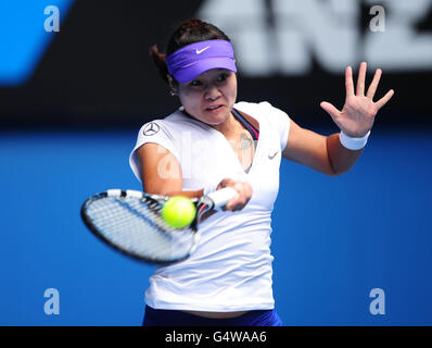 Li Na della Cina in azione contro Olivia Rogowska dell'Australia Foto Stock