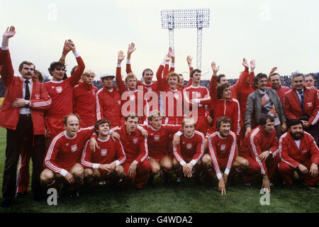 Calcio - Coppa del Mondo il qualificatore - Gruppo 7 - Germania Est v Polonia - Leipzig, Central Stadium Foto Stock