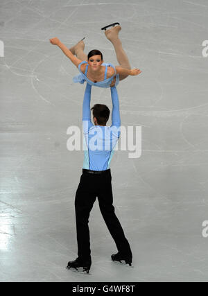 Great Britain's Sally Hoolin e James Hunt in azione durante il programma breve Pairs durante i Campionati europei di Pattinaggio di figura alla Motorpoint Arena, Sheffield. Foto Stock