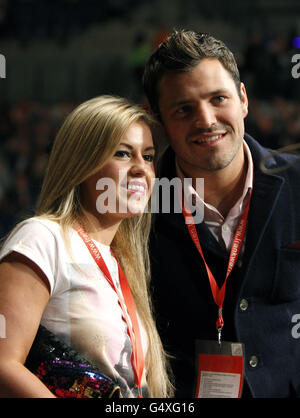 Mark Wright, membro del cast di TOWIE, durante il titolo europeo di James DeGale all'Echo Arena di Liverpool. Foto Stock