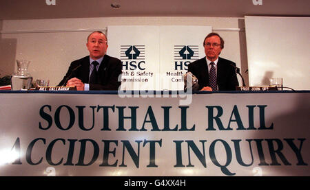 Il presidente della Southall Rail Inquiry il professor John Uff (destra) e il presidente della Commissione per la salute e la sicurezza Bill Callaghan partecipano a una conferenza stampa a Londra. È stata pubblicata la relazione ufficiale d'inchiesta, a lungo ritardata, sul disastro ferroviario di Southall. *.. Quasi due anni e mezzo dopo il disastro di Londra occidentale. Preparata dal presidente dell'inchiesta, il professor Uff, la relazione della Commissione per la salute e la sicurezza porta finalmente a termine gli eventi iniziati con il crollo del 19 settembre 1997. Sette persone sono morte e 139 sono state ferite quando un treno del Great Western espresso da Swansea a Londra ha colliso con un vuoto Foto Stock