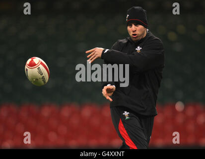 Rugby Union - RBS 6 Nations Championship 2012 - Galles / Scozia - sessione di formazione Galles - vale Hotel. Ryan Jones durante una sessione di formazione al vale Hotel, Hensol. Foto Stock