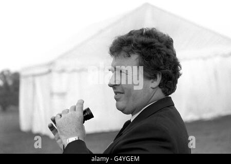 Media - Quotidiani - Daily Mirror - James Whitaker Foto Stock