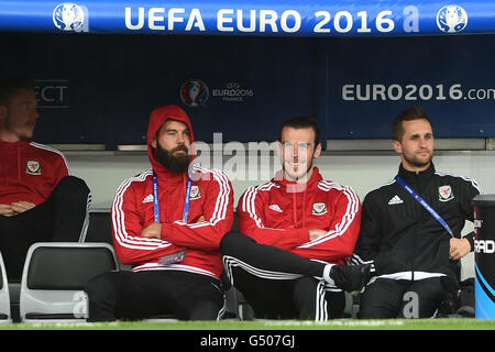 Il Galles Joe Ledley (sinistra) e Gareth balla durante la camminata circa presso lo stadio comunale, Toulouse, Francia. Foto Stock