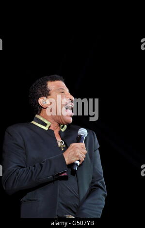 Sabato 18 Giugno Lionel Richie riproduce il Liberty Stadium data di inizio del tour del Regno Unito. Foto Stock