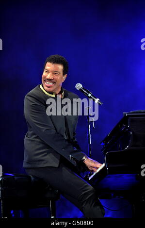 Sabato 18 Giugno Lionel Richie riproduce il Liberty Stadium data di inizio del tour del Regno Unito. Foto Stock