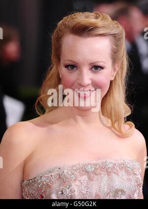 Wendi McLendon-Covey arriva all'84th Annual Academy Awards, tenutosi presso il Kodak Theatre di Los Angeles, California, USA il 26 febbraio 2012. () Foto Stock