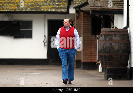 Horse Racing - Nicky Henderson visita stabile - Sette carriole maneggio Foto Stock