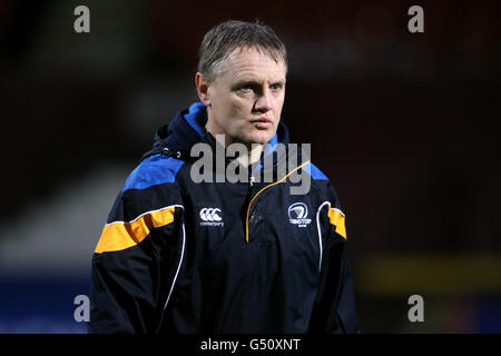 Rugby Union - RaboDirect PRO12 - Glasgow Warriors / Leinster - Firhill Stadium. Il capo allenatore di rugby di Leinster Joe Schmidt Foto Stock