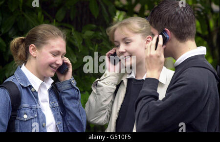 I telefoni cellulari per la salute dei bambini Foto Stock