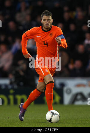 Calcio - UEFA Campionato europeo under 21 2013 - Gruppo Ten - Scozia / Paesi Bassi - St Mirren Park. Bram Nuytinck dei Paesi Bassi Foto Stock