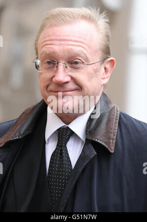 Procedimento giudiziario Alex Prentice a Edinburgh High Court dopo che David Gilroy è stato ritenuto colpevole di aver eseguito l'uccisione di Suzanne con 'mezzi sconosciuti' il 4 maggio 2010. PREMERE ASSOCIAZIONE foto. Data immagine: Giovedì 15 marzo 2012. Il custode Suzanne, 38 anni fa, è scomparso senza traccia quasi due anni fa dopo aver fatto un viaggio di routine per lavorare nel centro di Edimburgo. Vedi PA storia COURTS Pilley. Il credito fotografico dovrebbe essere: Andrew Milligan/PA Wire Foto Stock