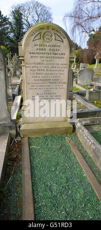 La tomba di Eleanor Rigby alla chiesa di San Paolo a Woolton. I Beatles cantarono una canzone sulla signora. Foto Stock
