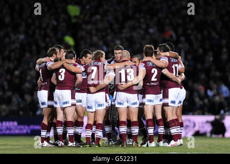 Il team Manly Sea Eagles si è riunito prima del gioco Foto Stock