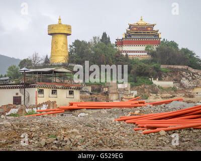 Cina Yunnan Sheng, Diqing Zangzuzizhizhou, la città vecchia di Shangri-La, distrutto da un incendio il 11 gennaio 2014, Dukezong Foto Stock