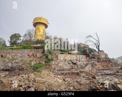 Cina Yunnan Sheng, Diqing Zangzuzizhizhou, la città vecchia di Shangri-La, distrutto da un incendio il 11 gennaio 2014, Dukezong Foto Stock