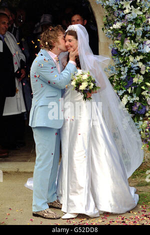 Jamie Oliver wedding kiss Foto Stock