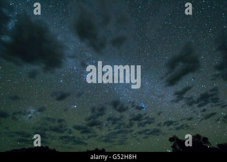 La Namibia, Erongo, cielo stellato, la Via Lattea, a Brandberg sul Branberg Campeggio Foto Stock