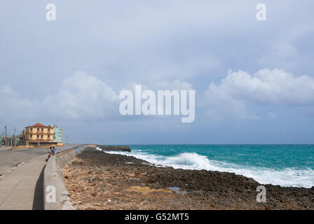 Cuba, a Guantánamo, Baracoa, al Malecon, il lungomare di Baracoa Foto Stock
