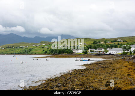 Regno Unito, Scozia, altopiani, Isola di Skye, Carbost, Talisker Distillery Foto Stock