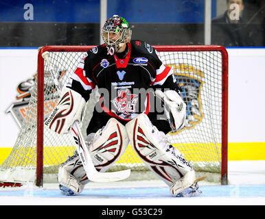 Hockey su ghiaccio - Elite Ice Hockey League - 2012 play off - Semifinale - Belfast Giants contro Cardiff Devils - Capital FM Arena. Stevie Lyle, Cardiff Devils Foto Stock