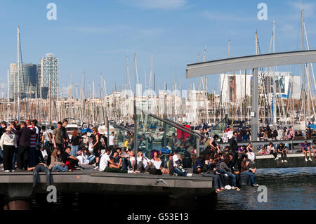 La Rambla de Mar, Port Vell di Barcellona, Spagna, Europa Foto Stock