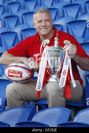 Rugby Union - HSBC Trophy Tour - Scotstoun Stadium. La leggenda scozzese Scott Hastings durante il tour del Trofeo HSBC allo Scotstoun Stadium di Glasgow. Foto Stock