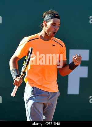 Tennis - Monte-Carlo Rolex Masters 2012 - 6° giorno - Monte-Carlo Country Club. Rafael Nadal, Spagna, celebra la sua vittoria Foto Stock