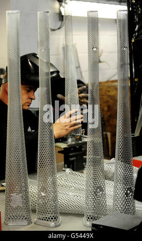 Torcia olimpica fabbricazione Foto Stock