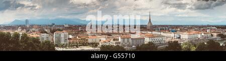 Panorama della skyline di Torino Foto Stock
