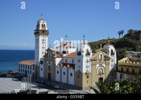 La Basilica del Royal Santuario mariano di Nostra Signora della Candelaria è il primo santuario mariano delle isole Canarie. Foto Stock