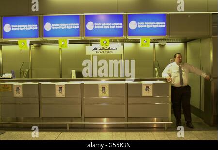 Aereo dirottato Check-in Heathrow Foto Stock