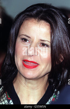 L'attrice e comico Tracy Ullman arriva alla prima britannica di 'Small Time Crooks', diretta da Woody Allen all'Odeon Leicester Square, Londra. Foto Stock