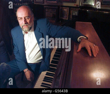 Lennon pianoforte Auction Fleetwood Foto Stock