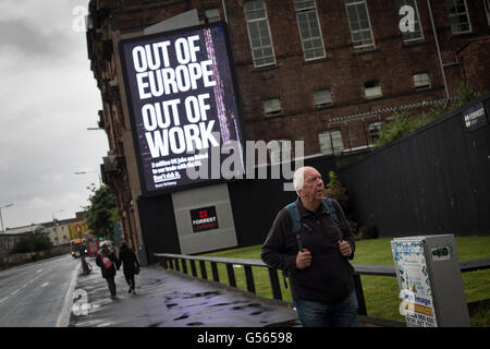 Annunci tramite Affissioni per quanto riguarda "l'UE Referendum' (referendum sull'adesione della Gran Bretagna all'Unione europea), a Glasgow, Scotlan Foto Stock