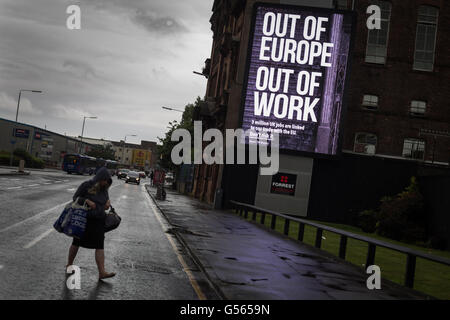 Annunci tramite Affissioni per quanto riguarda "l'UE Referendum' (referendum sull'adesione della Gran Bretagna all'Unione europea), a Glasgow, Scotlan Foto Stock