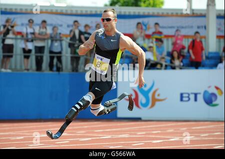 L'Oscar Pistorius del Sud Africa durante il Rhe T42/43/44 uomini 200m durante 1° giorno della Coppa del mondo Paralimpica BT 2012 Manchester Foto Stock