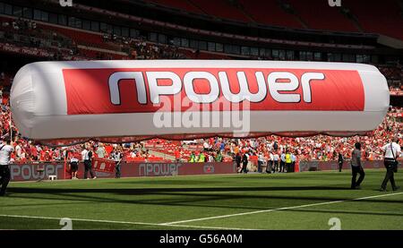 Calcio - npower Football League Two - Gioca fuori finale - Cheltenham Town / Crewe Alexandra - Wembley Stadium. Npower marcare a caldo alla npower Football League Two Play Off Final Foto Stock