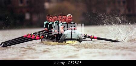 Univertsity boat race prove Foto Stock